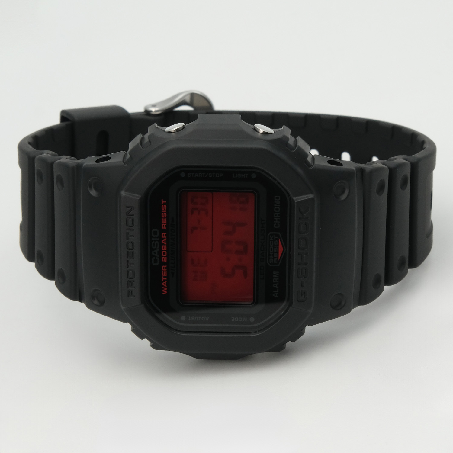 casio DW-5600BBR-1
