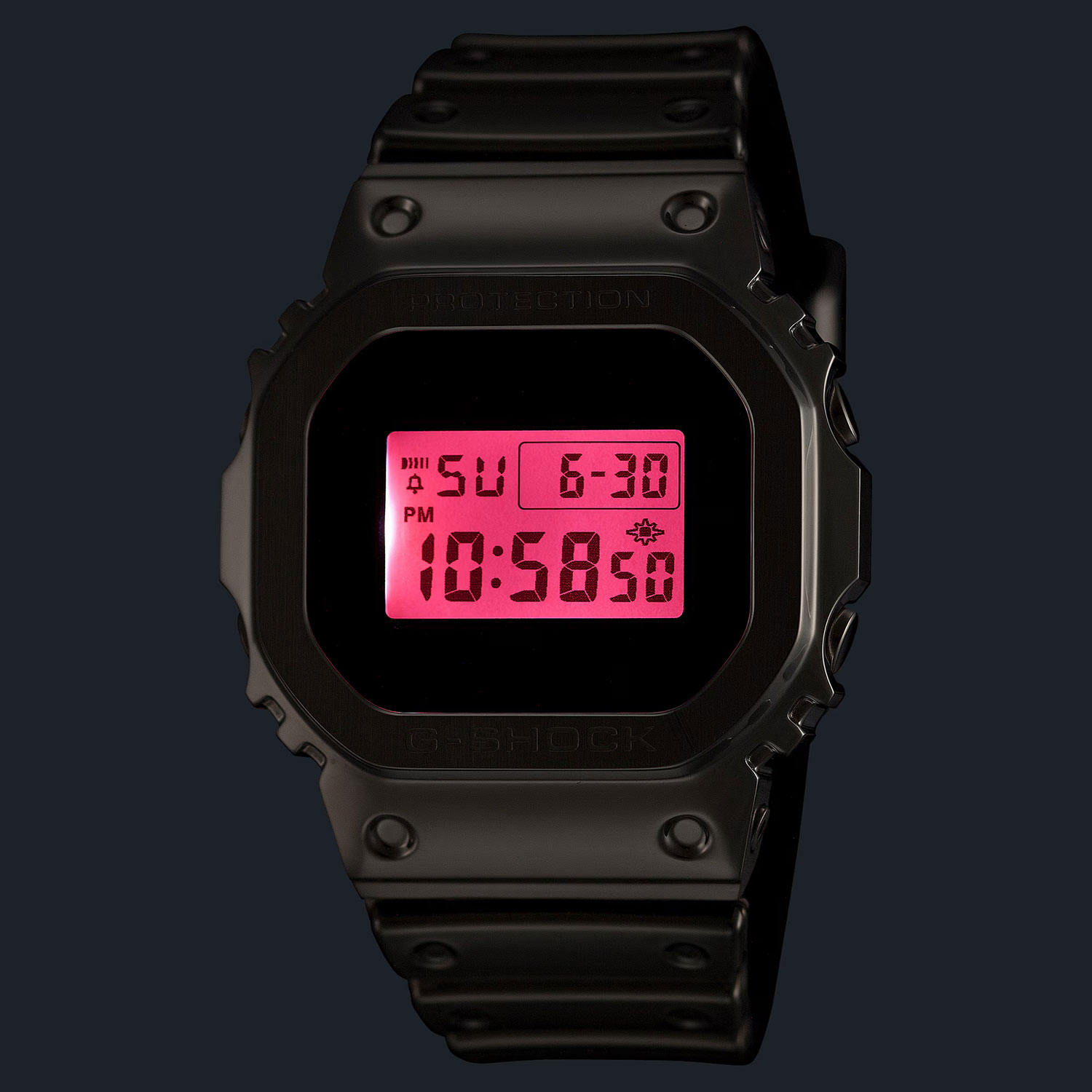 casio GM-5600YRA-8