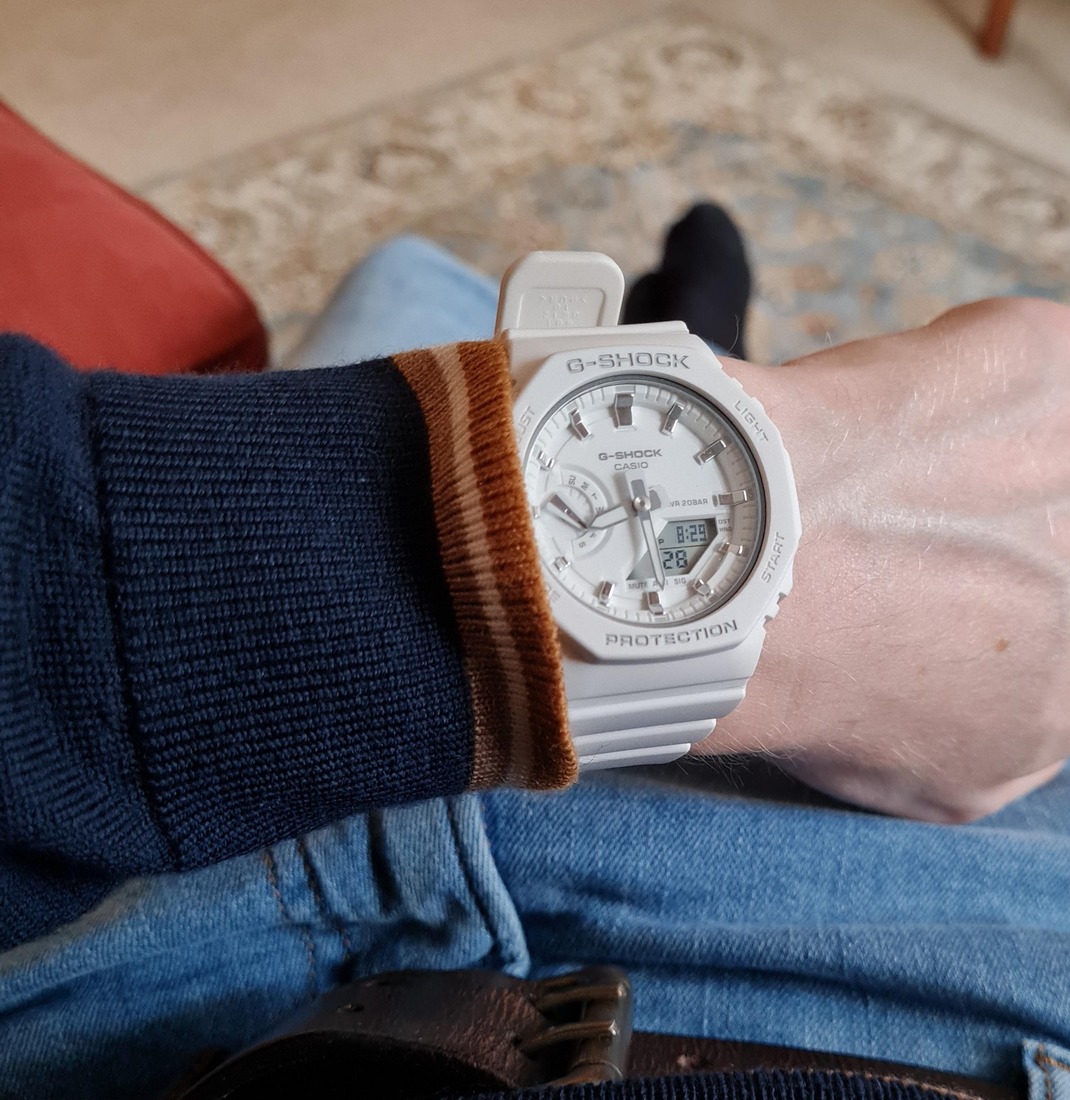 casio GMA-S2100-7AER