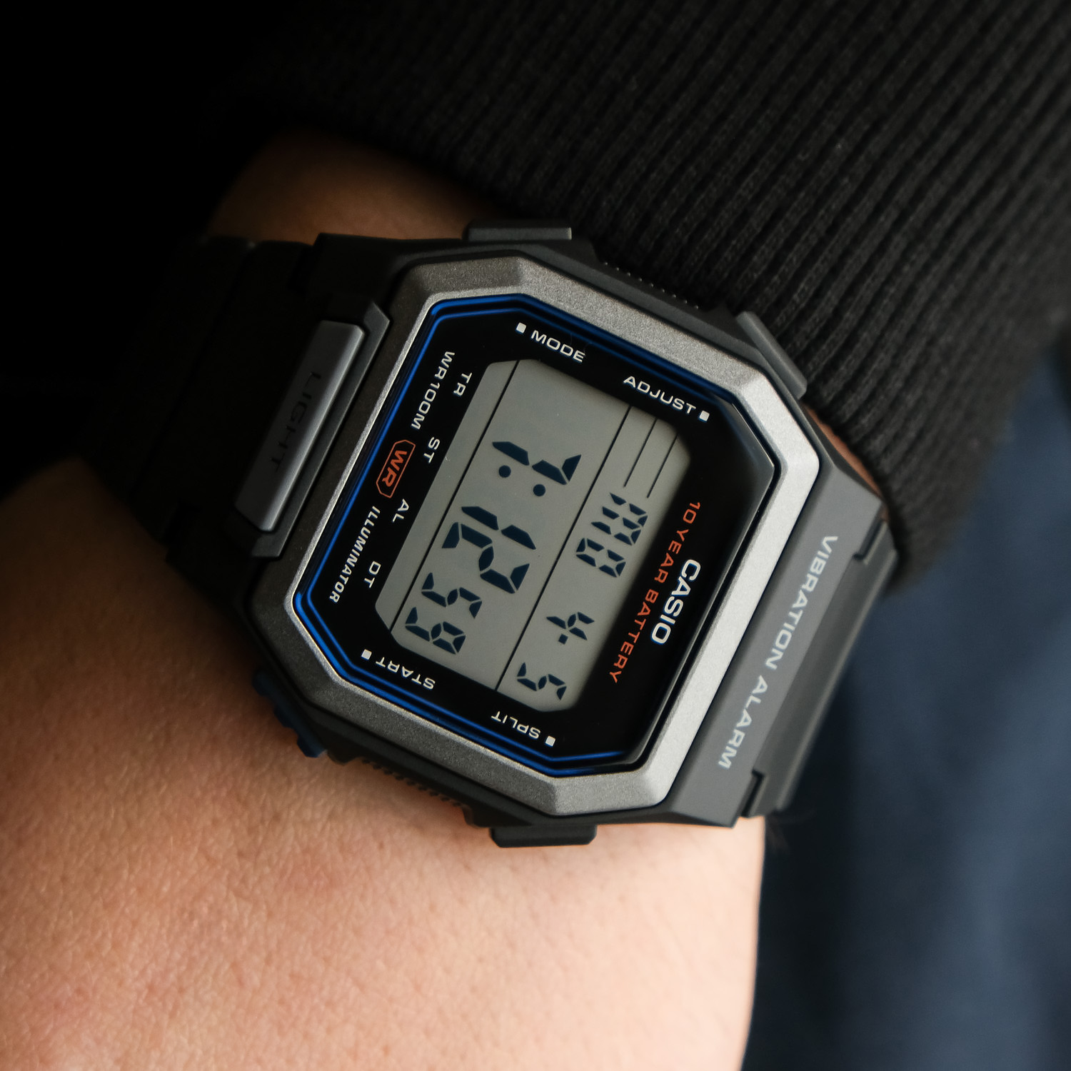 casio W-738H-1A